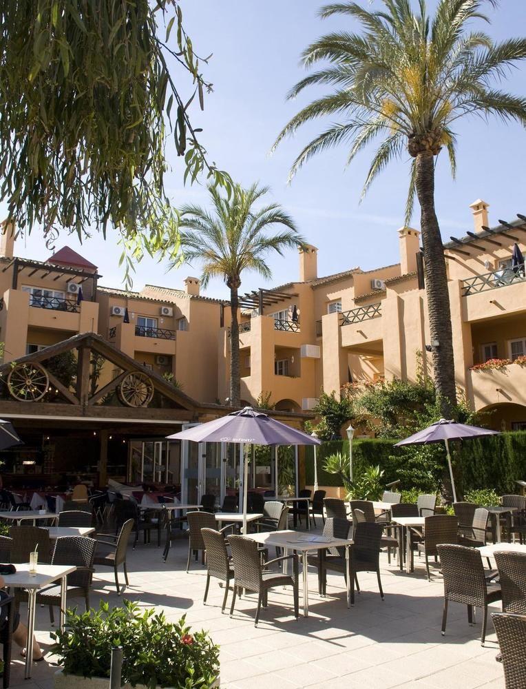 Mijas Costa Oasis By Grangefield Oasis Club Aparthotel Sitio de Calahonda Exterior photo