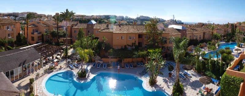 Mijas Costa Oasis By Grangefield Oasis Club Aparthotel Sitio de Calahonda Exterior photo