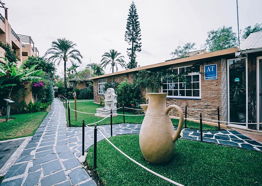 Mijas Costa Oasis By Grangefield Oasis Club Aparthotel Sitio de Calahonda Exterior photo