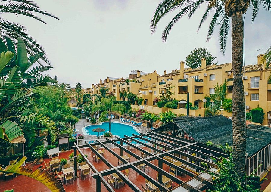 Mijas Costa Oasis By Grangefield Oasis Club Aparthotel Sitio de Calahonda Exterior photo